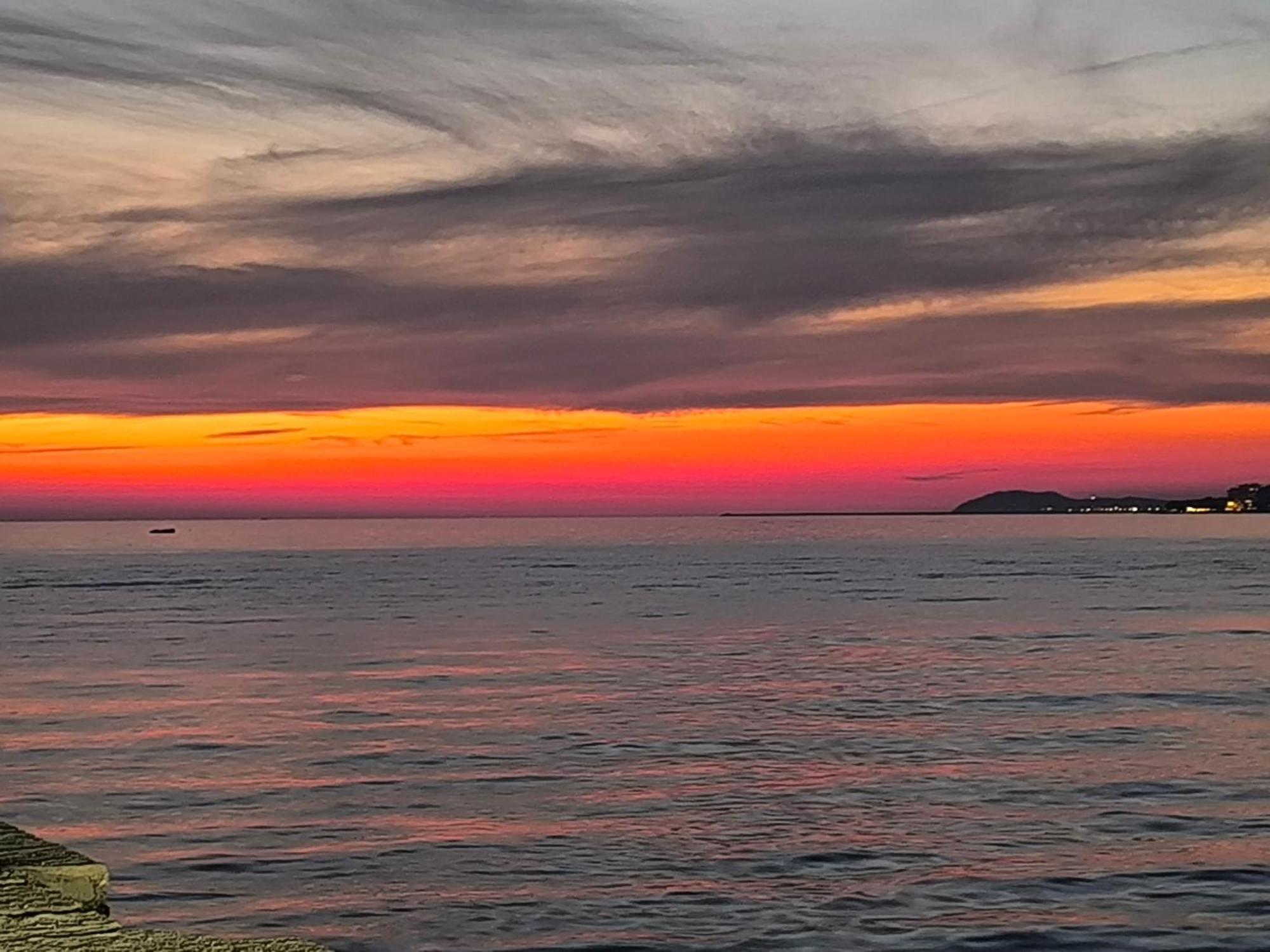 Apartamento Casa Fronte Mare Vlorë Exterior foto
